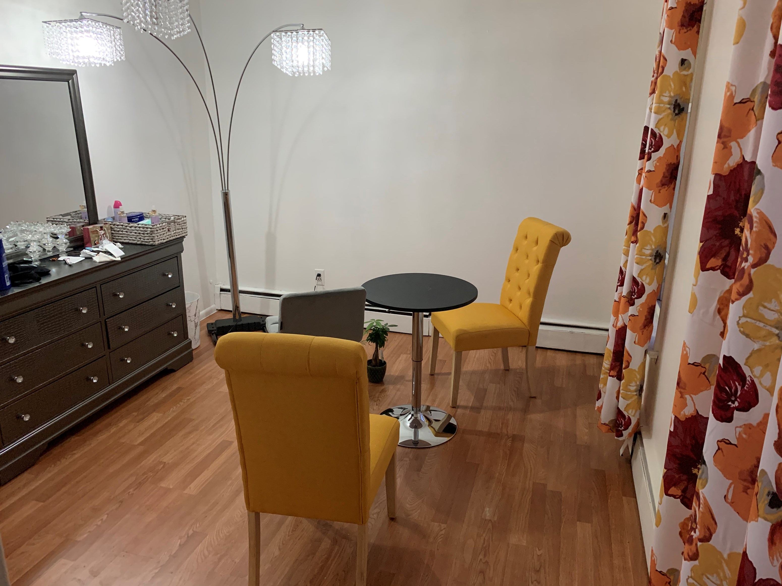 2 Bed Room Apartment For Rent On Kennedy Blvd Jersey City