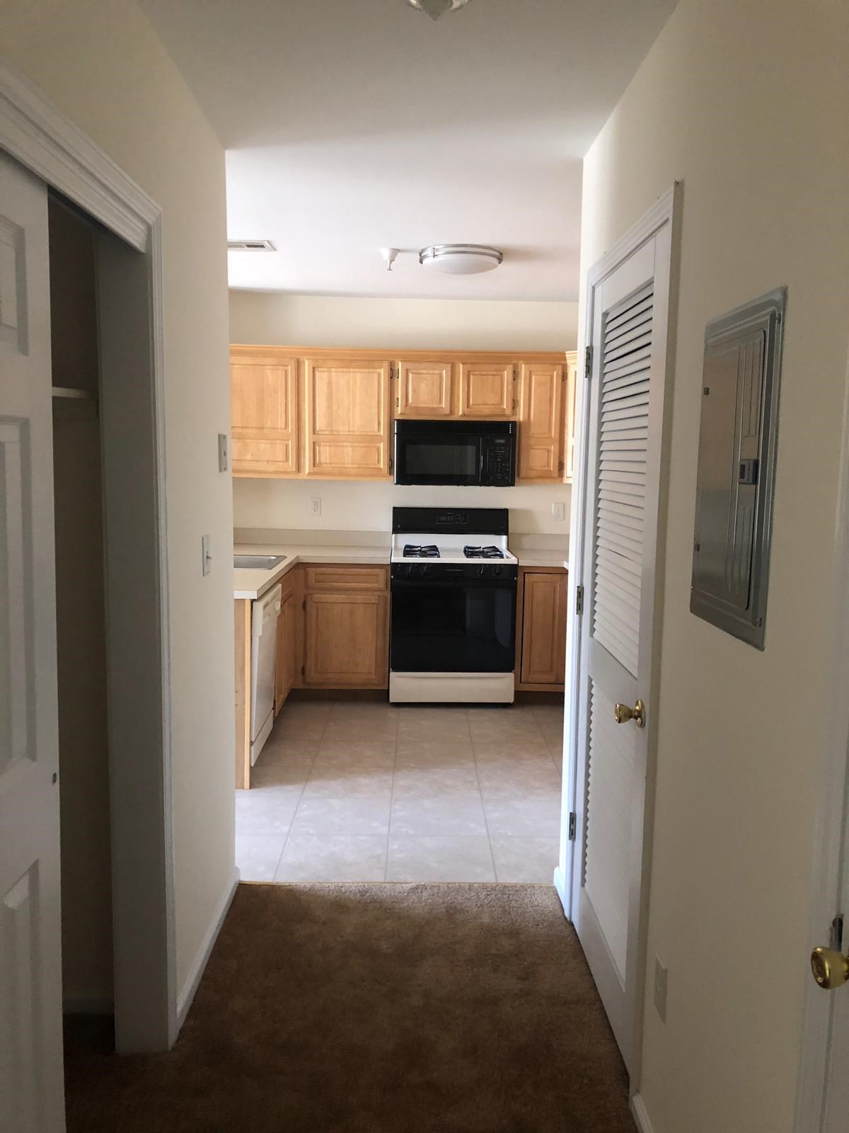 Single Room With Separate Bath Available In The 2 Bedroom